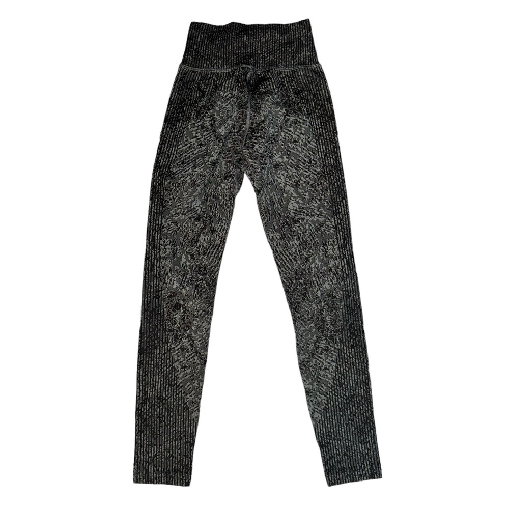 Lululemon Ebb to Train Super High Rise Tight Size 4 - Picture 4 of 7